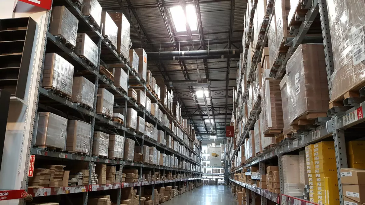 Wear house with shelving on both sides